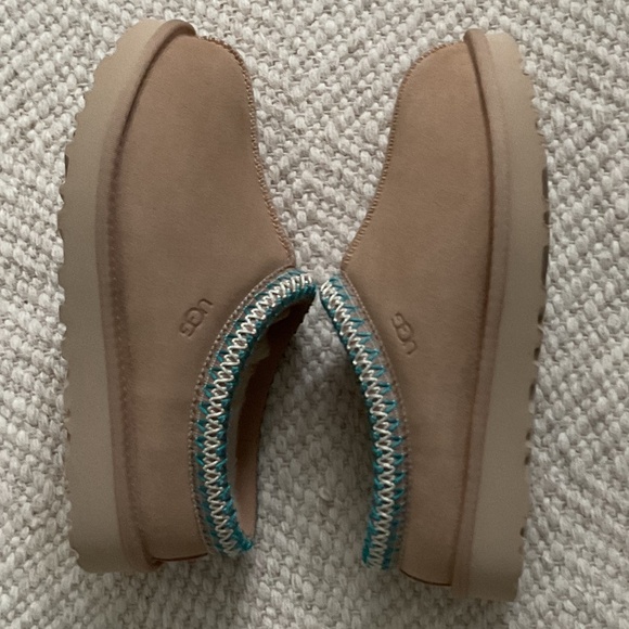 UGG Ladies Tasman Slip On Shoes - size 6 - NEW IN BOX - Picture 6 of 9